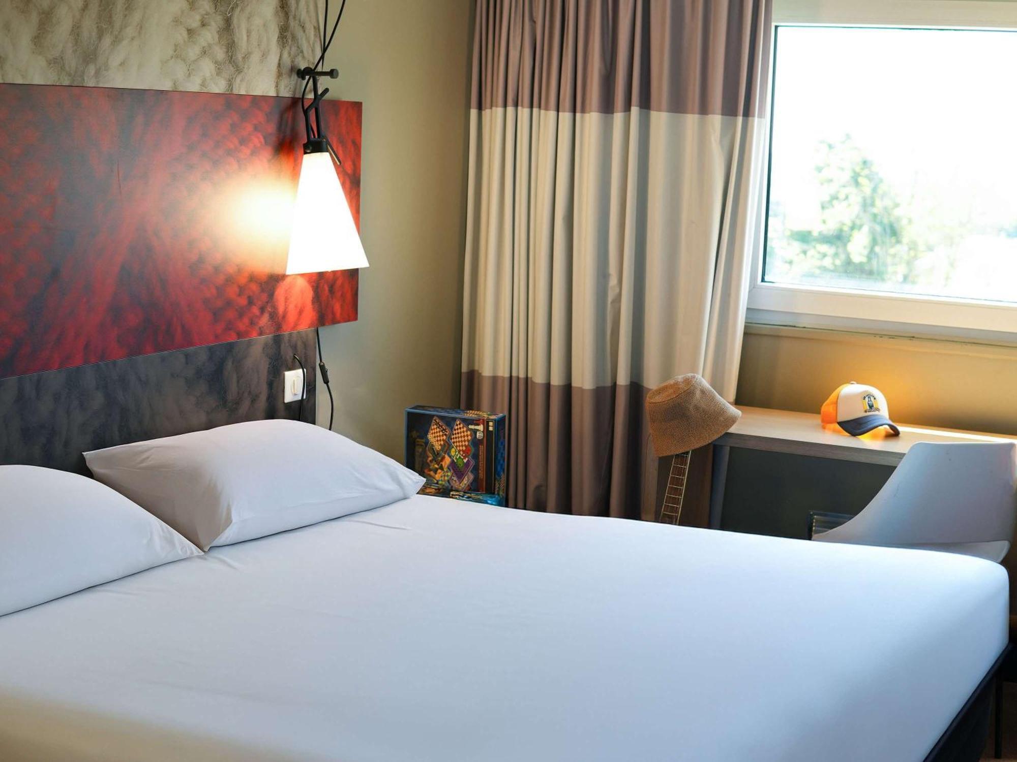 ibis Caen Porte d’Angleterre Exterior foto
